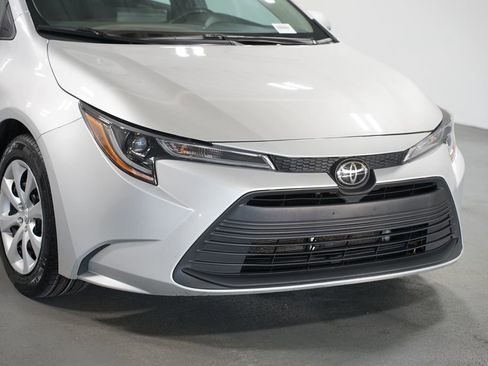 Certified 2024 Toyota Corolla LE image 4