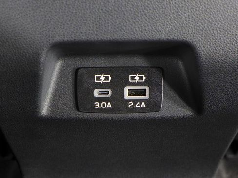 Certified 2025 Subaru Crosstrek 2.5i Limited w/ Crosstrek Mirror Package image 24