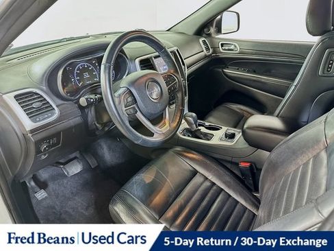 Used 2018 Jeep Grand Cherokee Limited AWD/4WD image 17