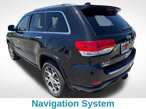 Used 2020 Jeep Grand Cherokee Overland AWD/4WD image 4