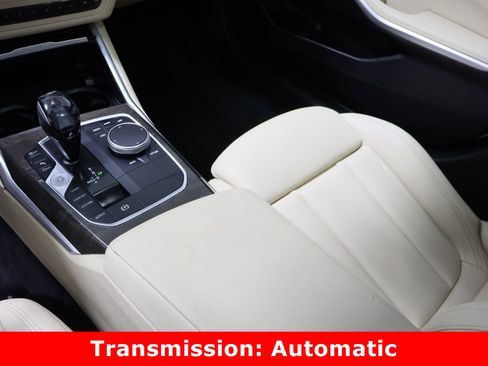 Used 2020 BMW 330i Sedan w/ Convenience Package image 17