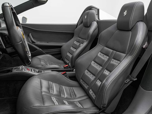 Certified 2014 Ferrari 458 Spider image 5