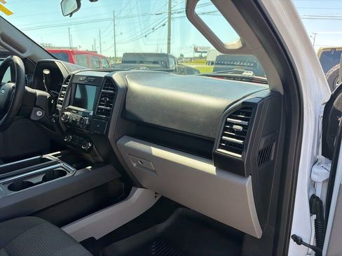 Used 2018 Ford F150 XL w/ Equipment Group 101A Mid RWD image 22