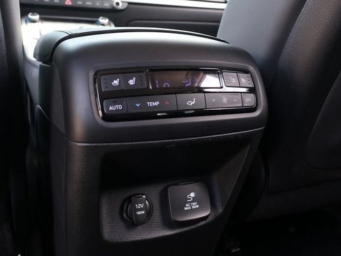 Used 2024 Hyundai Palisade SEL FWD image 58