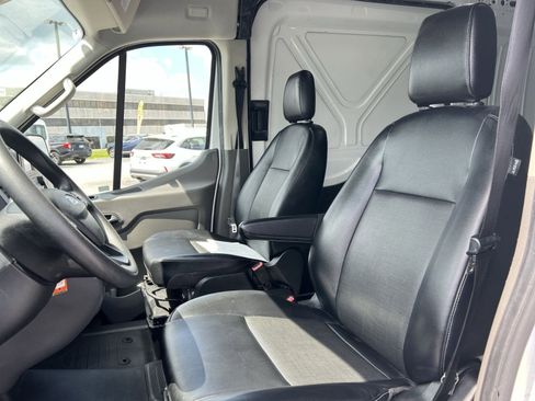 Used 2024 Ford Transit 250 148 High Roof Extended image 21