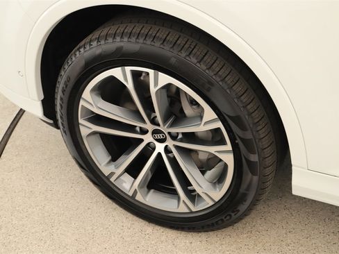 New 2026 Audi Q7 2.0T Premium image 29