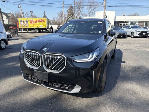 Used 2026 BMW X3 xDrive30 w/ Convenience Package image 3