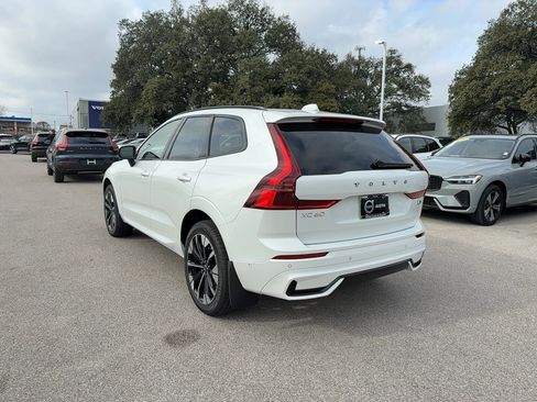New 2026 Volvo XC60 B5 Plus w/ Climate Package image 4