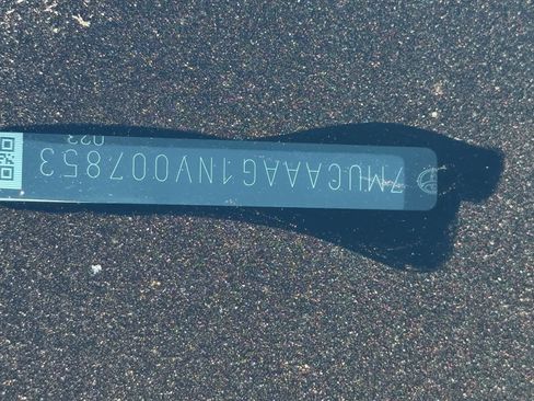 Used 2022 Toyota Corolla Cross LE image 28