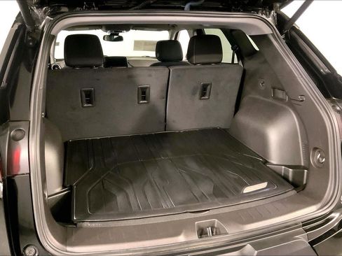 Used 2024 Chevrolet Blazer LT w/ Convenience Package FWD image 4