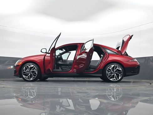 Certified 2024 Hyundai Ioniq 6 SEL image 34