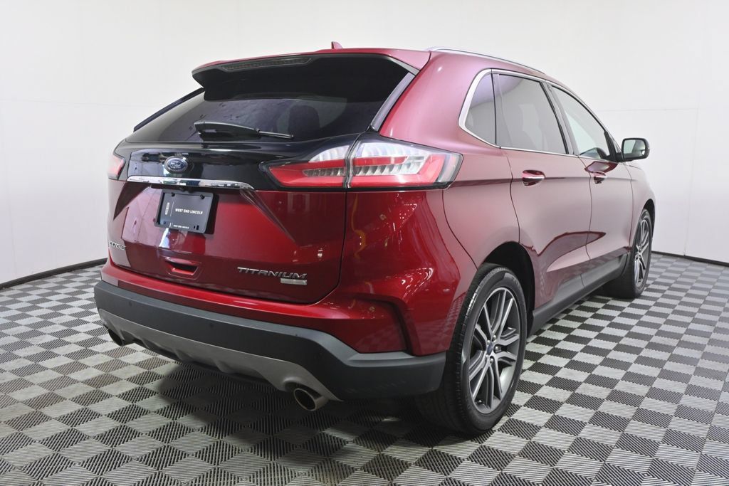 Used 2019 Ford Edge Titanium FWD image 6