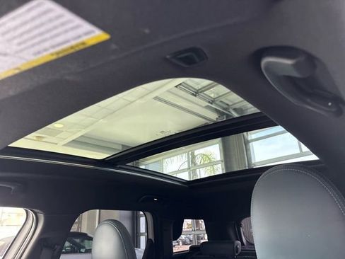 Used 2025 MINI Cooper Countryman S w/ Comfort Package Max image 10