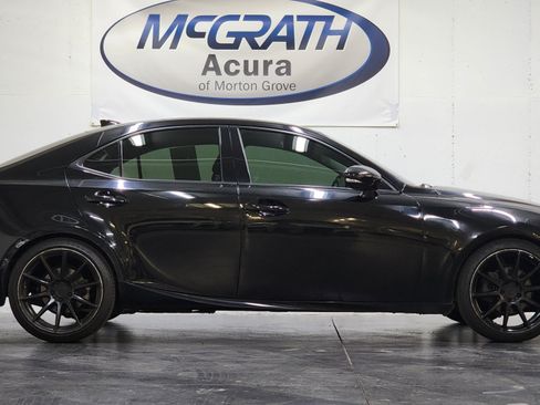 Used 2015 Lexus IS 250 RWD image 3
