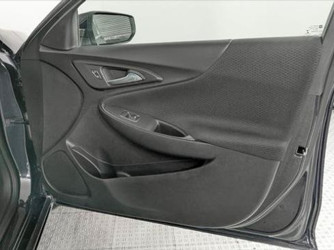 Used 2023 Chevrolet Malibu LT FWD image 19