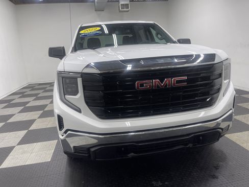 Used 2022 GMC Sierra 1500 Pro w/ Convenience Package image 7