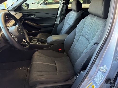 Used 2025 Honda Accord Sport image 8