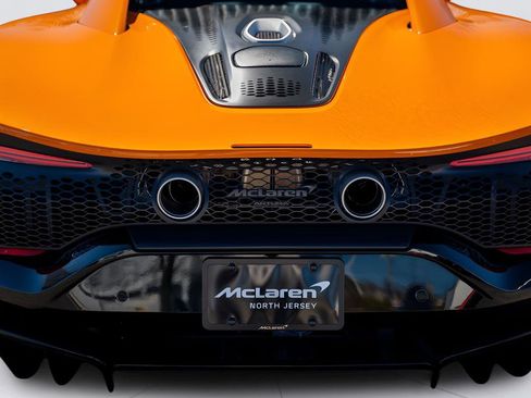 New 2026 McLaren Artura RWD image 29
