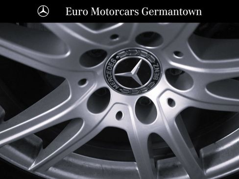 Used 2023 Mercedes-Benz GLC 300 4MATIC image 8