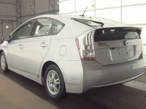 Used 2010 Toyota Prius Three FWD image 4