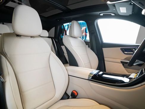 New 2026 Mercedes-Benz GLC 300 4MATIC image 13