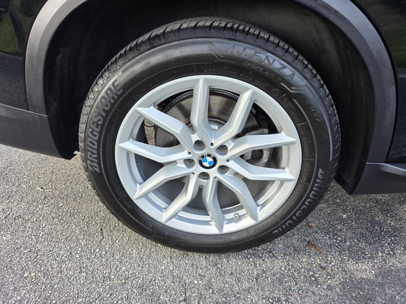 Used 2023 BMW X5 xDrive40i AWD/4WD image 9