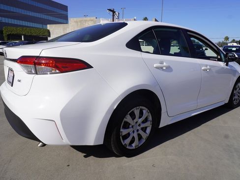 Certified 2024 Toyota Corolla LE image 5