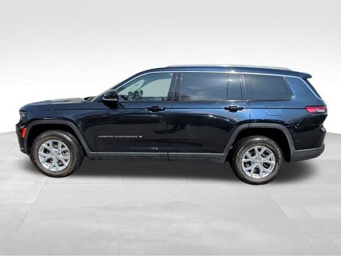 Certified 2023 Jeep Grand Cherokee L Limited AWD/4WD image 2
