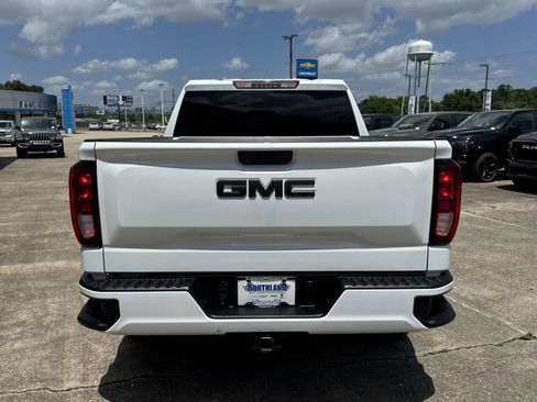 Used 2024 GMC Sierra 1500 Pro w/ Graphite Edition AWD/4WD image 6