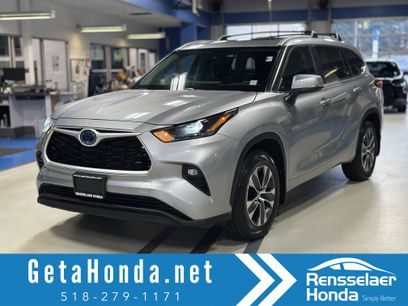 Used 2024 Toyota Highlander XLE