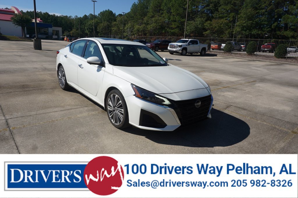 Used 2024 Nissan Altima 2.5 SL FWD image 1