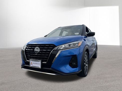 Used 2023 Nissan Kicks SR w/ SR Premium Package FWD image 35