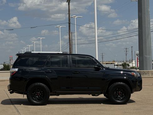 Used 2023 Toyota 4Runner SR5 Premium w/ Moonroof Package AWD/4WD image 3
