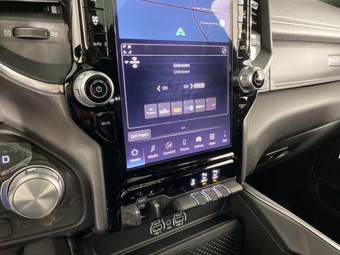 New 2026 RAM 1500 Laramie AWD/4WD image 28