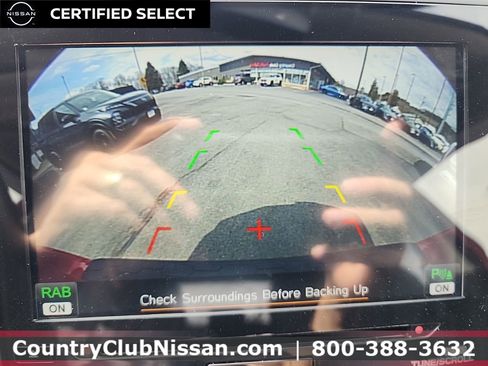 Used 2022 Subaru Crosstrek 2.5i Limited w/ Moonroof Package 2 AWD/4WD image 18