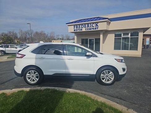 Used 2018 Ford Edge SEL w/ Equipment Group 201A image 3