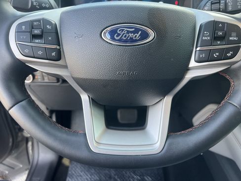 New 2026 Ford Explorer Active w/ Active Comfort Package RWD image 9