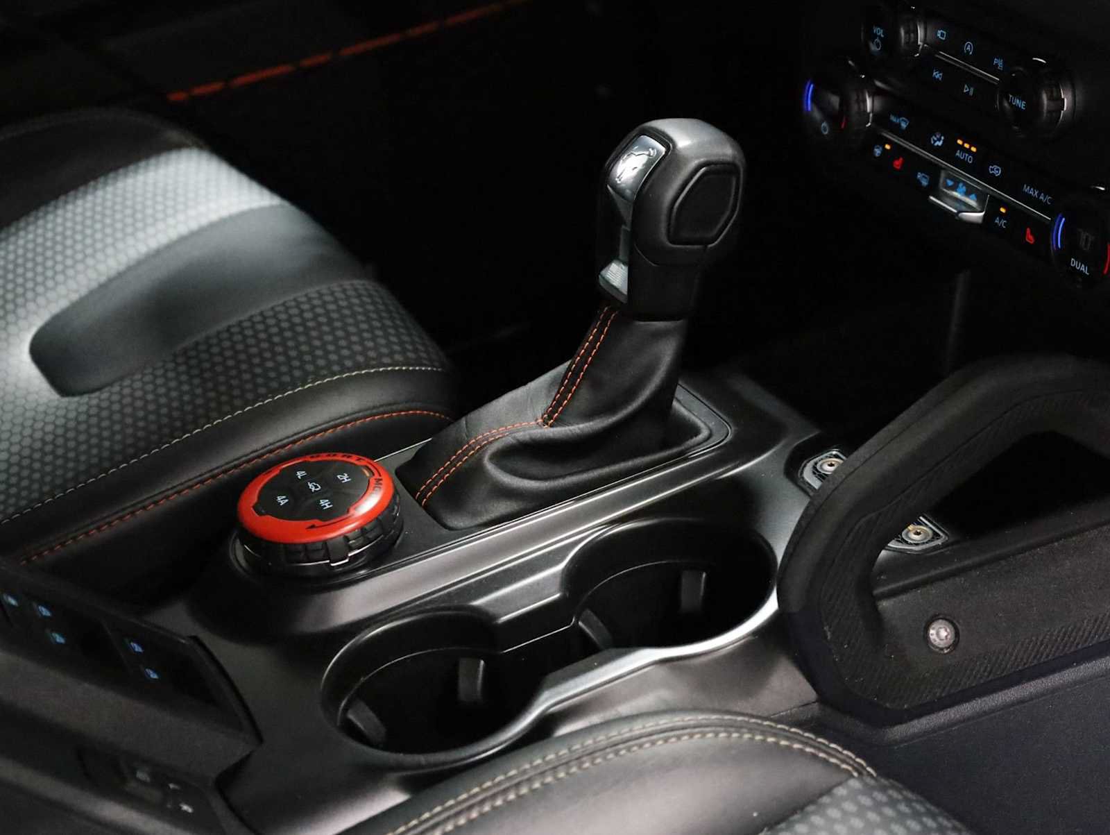 Used 2024 Ford Bronco Raptor AWD/4WD image 19