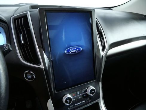 Certified 2024 Ford Edge SEL w/ Convenience Package AWD/4WD image 16