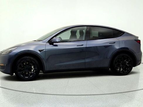Used 2023 Tesla Model Y Long Range AWD/4WD image 8