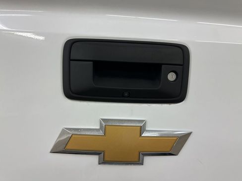 Used 2019 Chevrolet Silverado 2500 W/T w/ Snow Plow Prep Package image 16