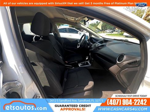 Used 2015 Ford Fiesta SE image 12