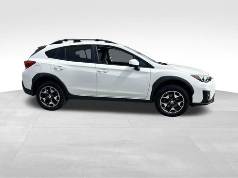 Used 2018 Subaru Crosstrek 2.0i Premium AWD/4WD image 2
