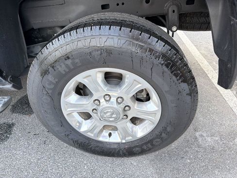 Used 2026 RAM 2500 Big Horn AWD/4WD image 7