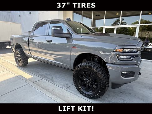 New 2026 RAM 2500 Tradesman AWD/4WD image 3