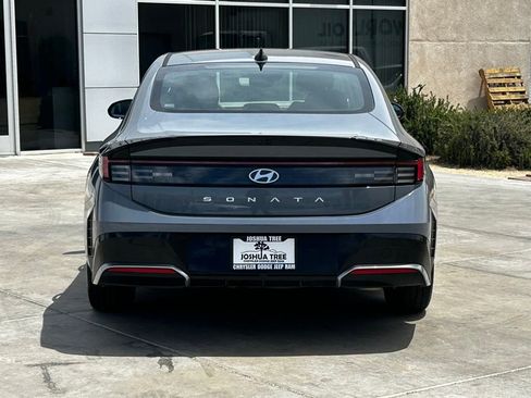 Used 2025 Hyundai Sonata SEL FWD image 6
