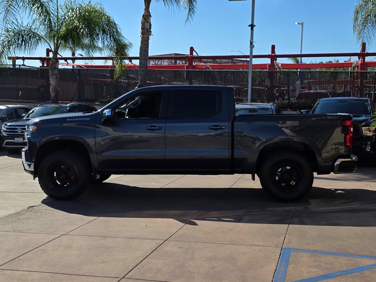 Used 2022 Chevrolet Silverado 1500 LT RWD image 9
