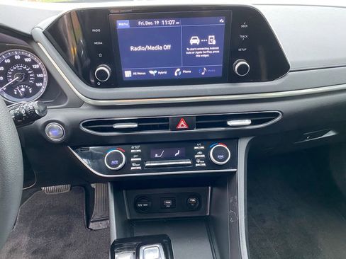 Used 2023 Hyundai Sonata Blue image 16