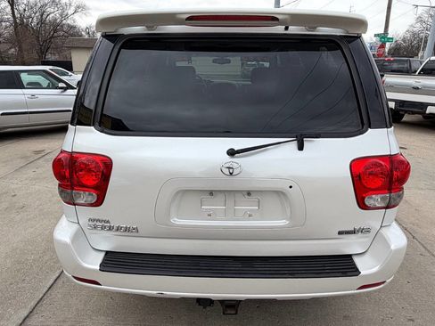 Used 2006 Toyota Sequoia Limited image 6