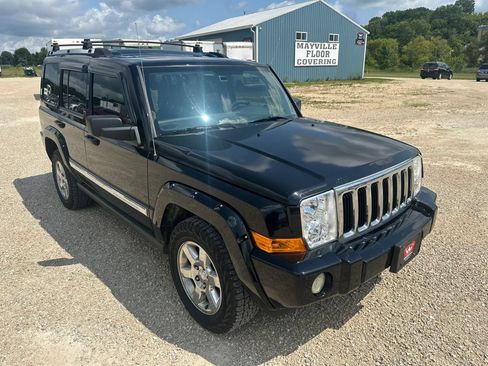 Used 2006 Jeep Commander Limited w/ Trailer Tow Group IV AWD/4WD image 4